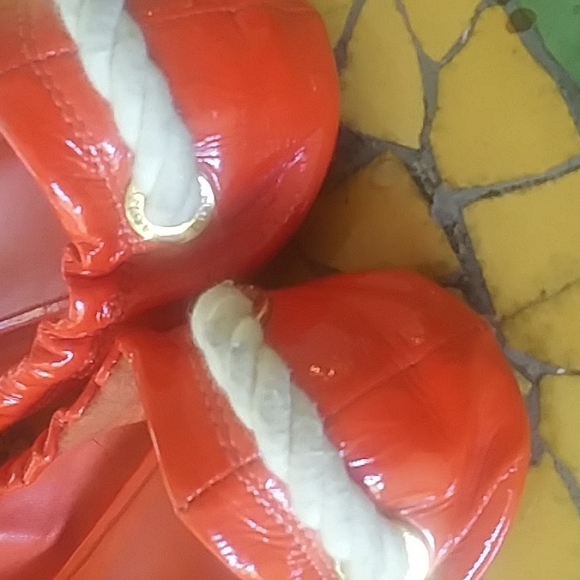 Tory Burch shoes - Picture 3 of 8